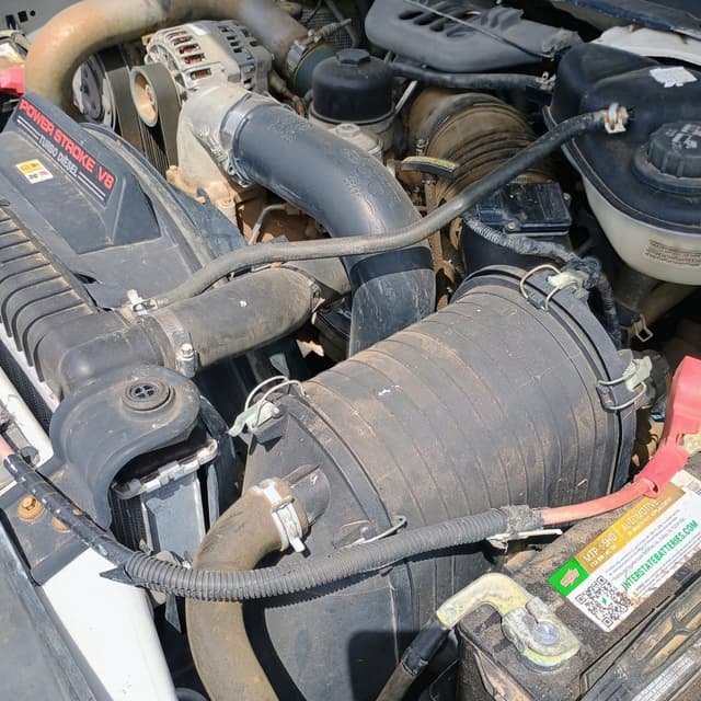 Image of Ford F-350 equipment image 2
