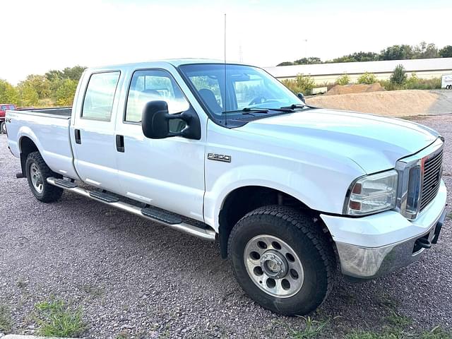 Image of Ford F-350 equipment image 1