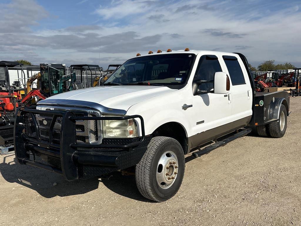 Image of Ford F-350 Primary image