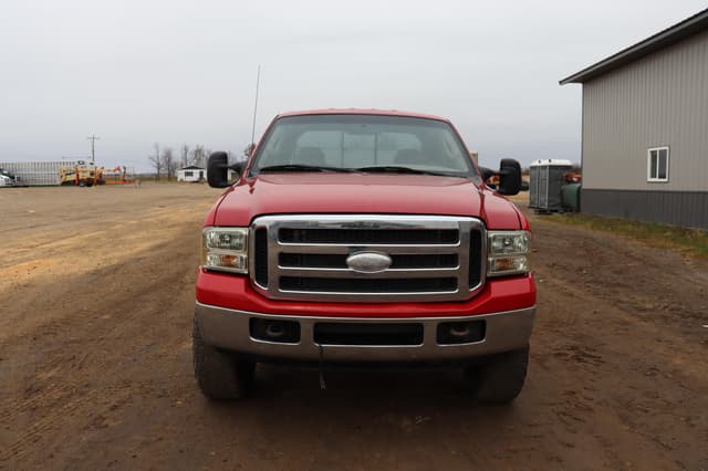 Image of Ford F-350 equipment image 1