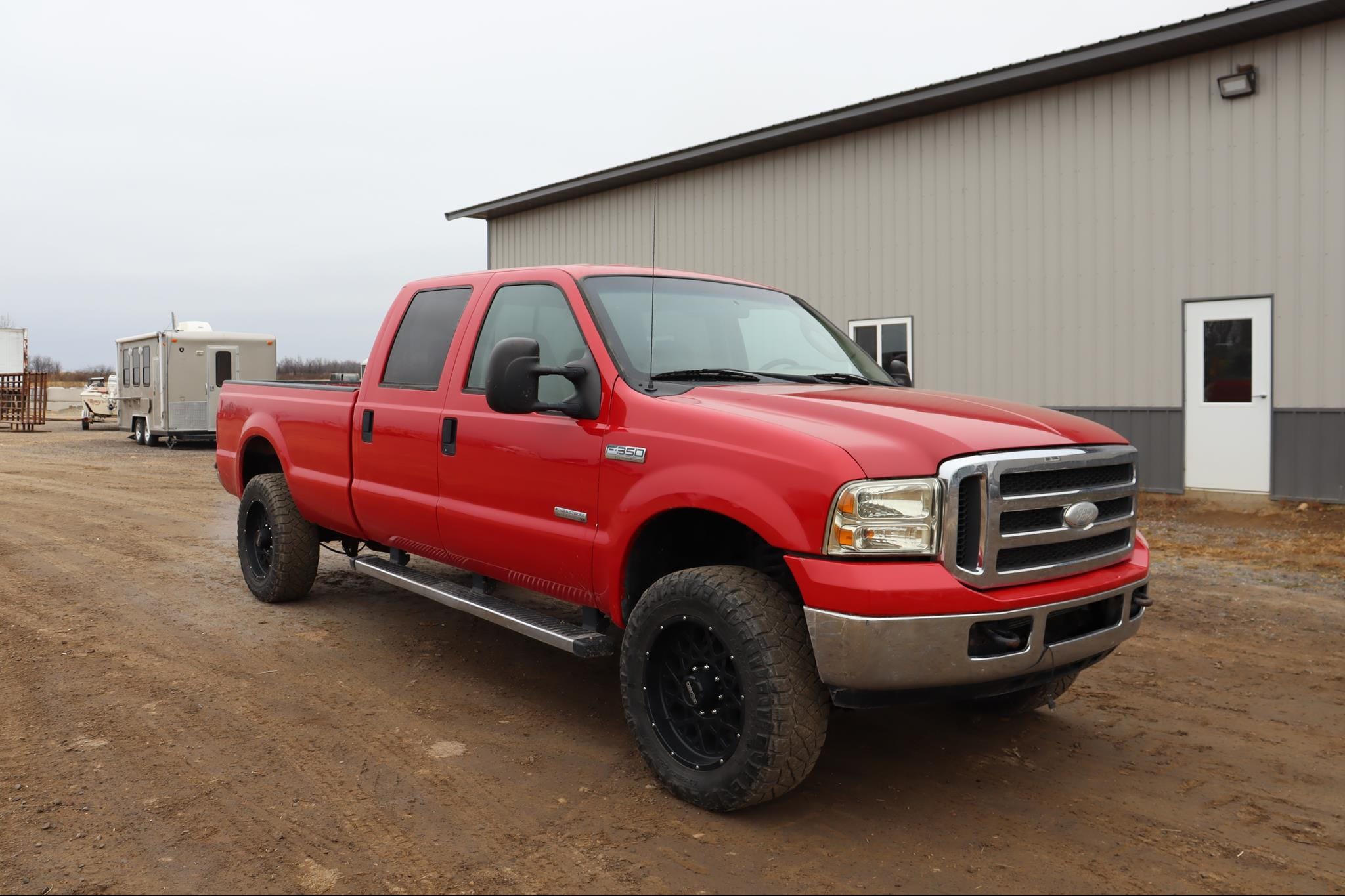 2005 Ford F-350 Equipment Image0