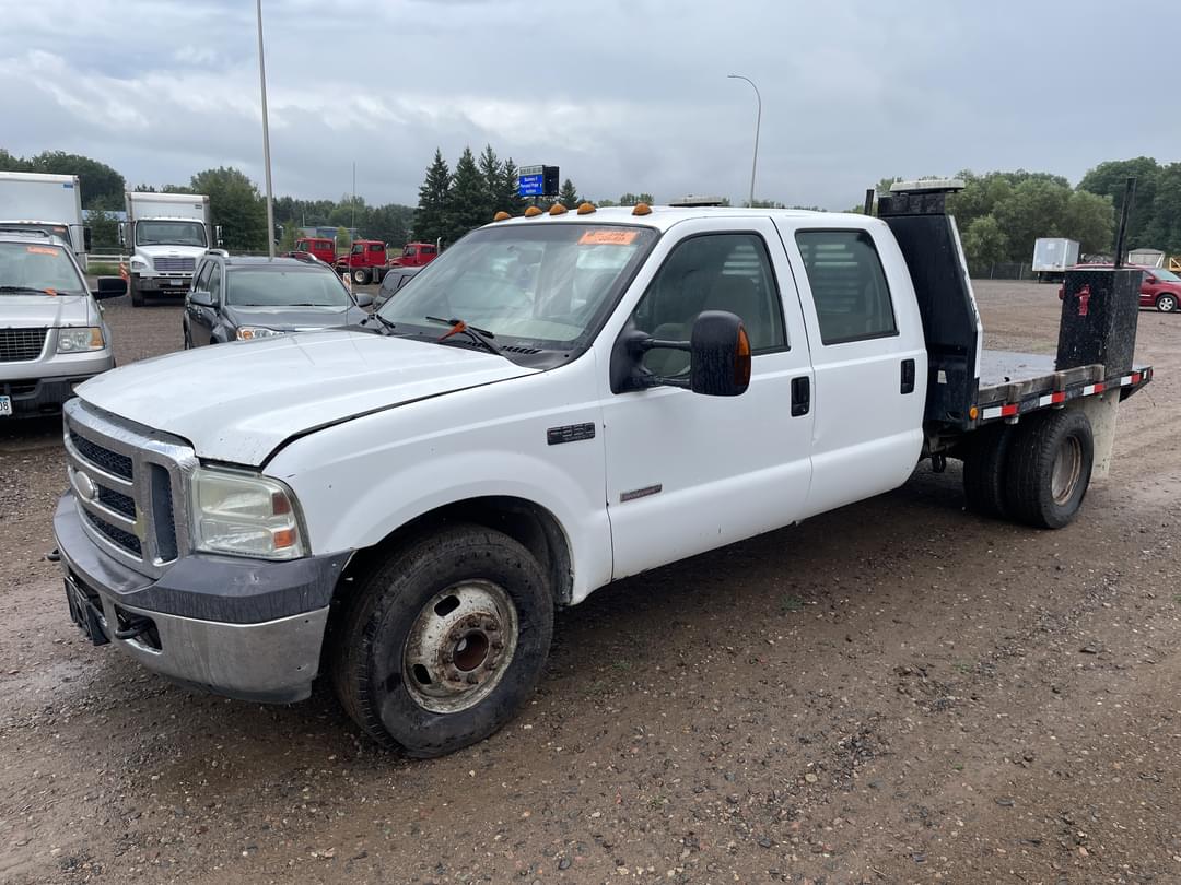 Image of Ford F-350 Primary image
