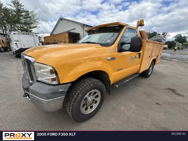 Image of Ford F-350 equipment image 1