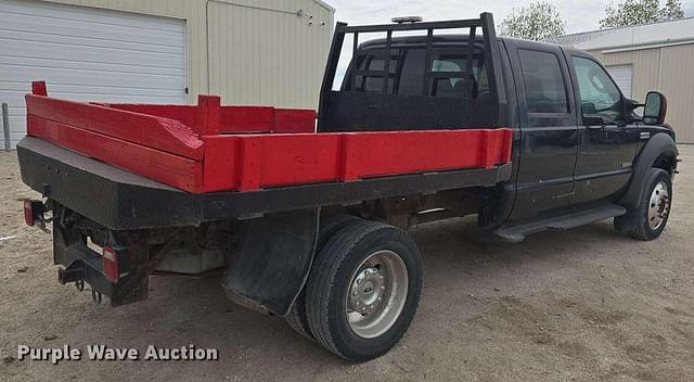 Image of Ford F-450 equipment image 4