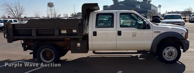 Image of Ford F-450 equipment image 3