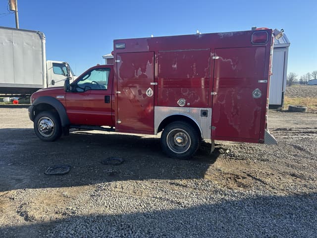 Image of Ford F-450 equipment image 1