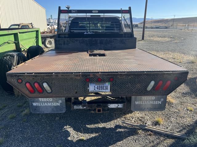 Image of Ford F-450 equipment image 2