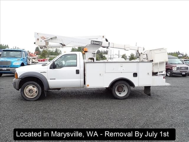Image of Ford F-550 equipment image 3