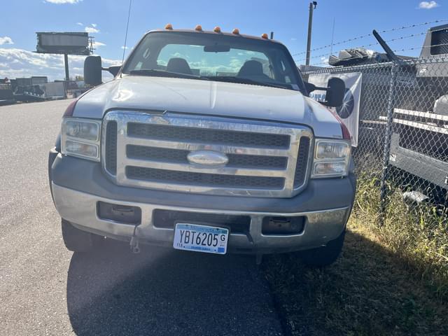 Image of Ford F-550 equipment image 1