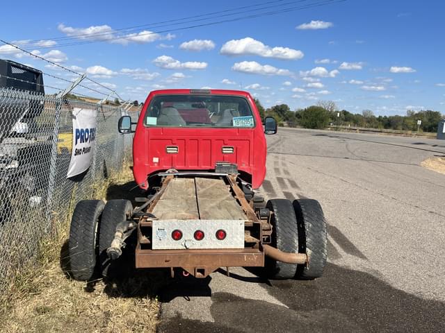 Image of Ford F-550 equipment image 4