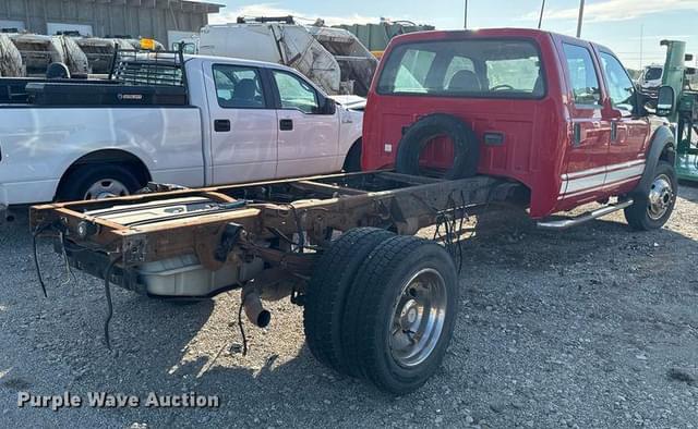 Image of Ford F-550 equipment image 4