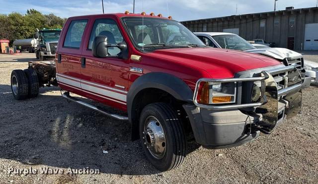 Image of Ford F-550 equipment image 2