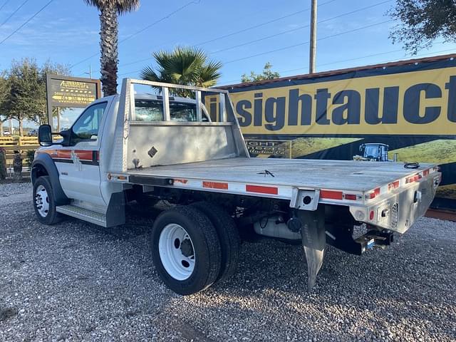 Image of Ford F-550 equipment image 1