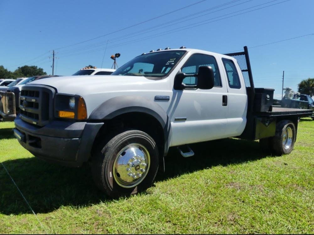 Image of Ford F-550 Primary image