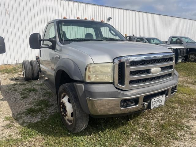 Image of Ford F-550 equipment image 1