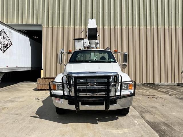 Image of Ford F650 equipment image 1