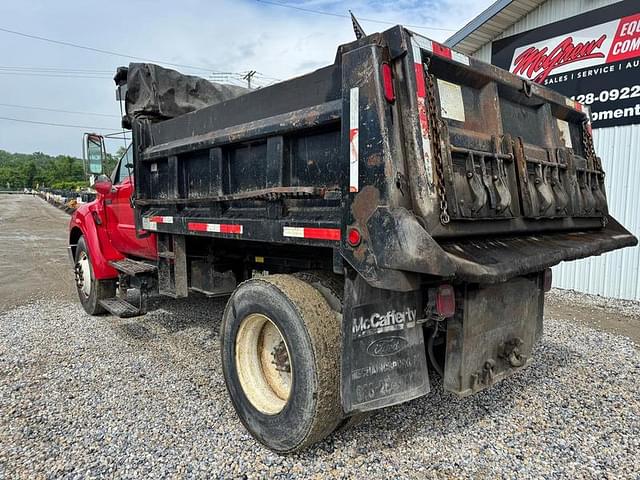 Image of Ford F-650 equipment image 2