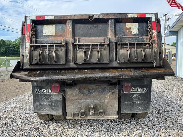 Image of Ford F-650 equipment image 3