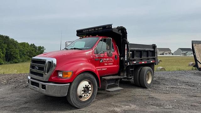 Image of Ford F-650 equipment image 1