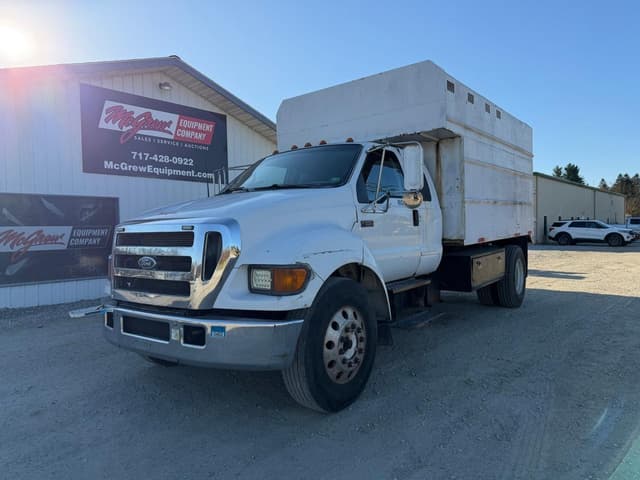 Image of Ford F-650 equipment image 2