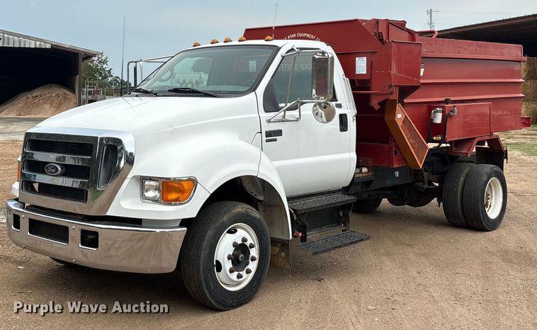 Image of Ford F-650 Primary image