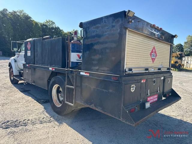Image of Ford F-650 equipment image 3