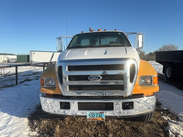 Image of Ford F-650 equipment image 2