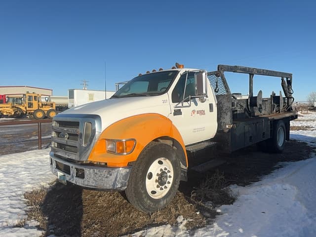 Image of Ford F-650 equipment image 1