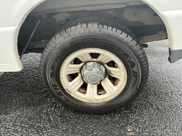 Image of Ford Ranger equipment image 3