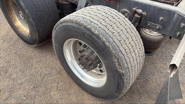 Image of Freightliner Argosy equipment image 4