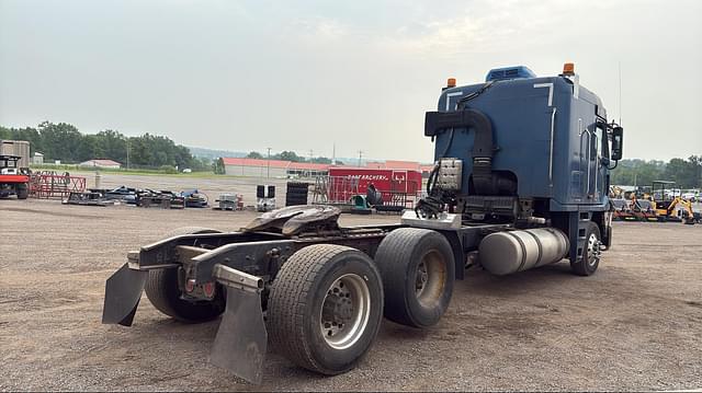 Image of Freightliner Argosy equipment image 2