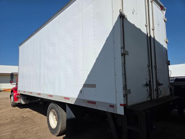 Image of Freightliner Business Class M2 equipment image 3
