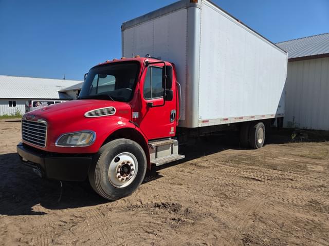 Image of Freightliner Business Class M2 equipment image 1