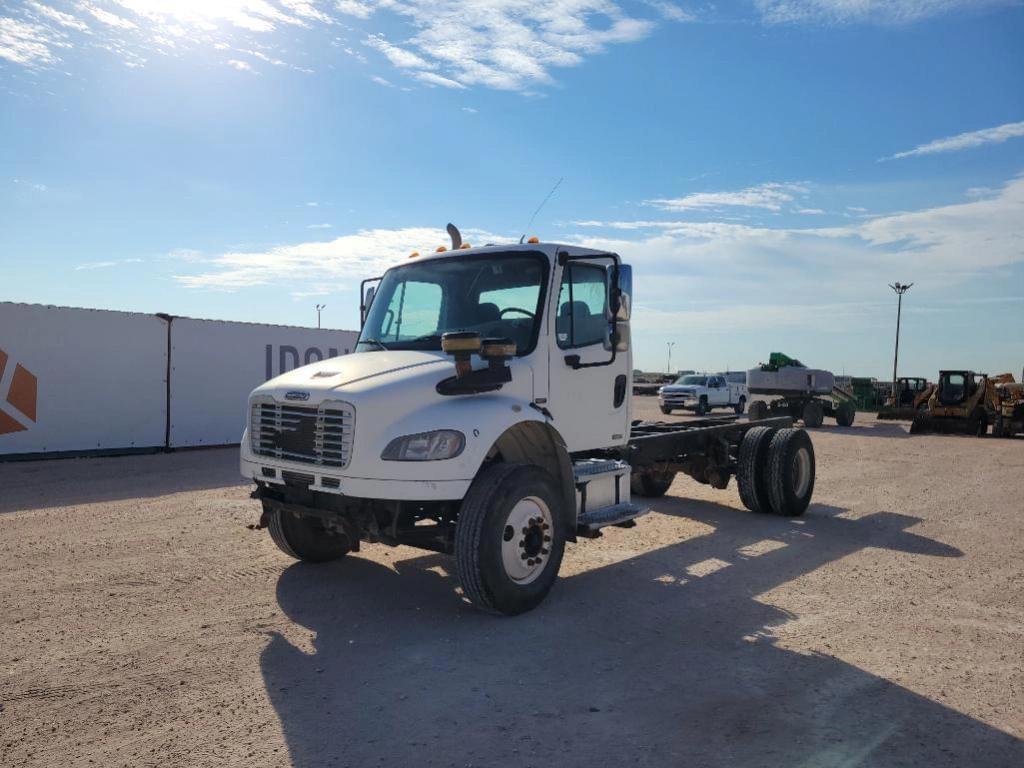 Image of Freightliner Business Class M2 Primary image