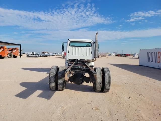 Image of Freightliner Business Class M2 equipment image 3