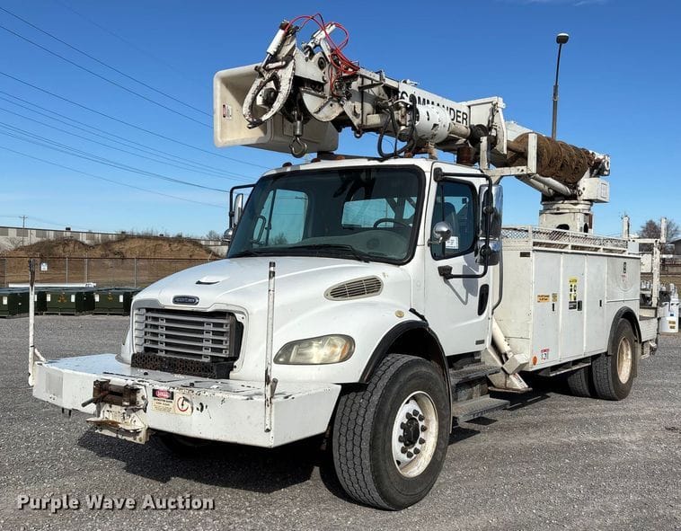 2005 Freightliner Business Class M2 Equipment Image0