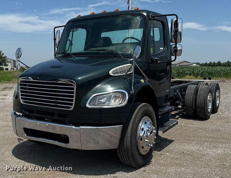 Image of Freightliner Business Class M2 Primary image