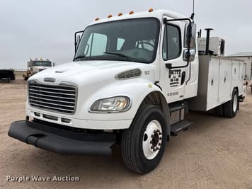 Main image Freightliner Business Class M2
