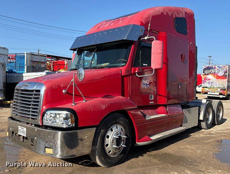 Image of Freightliner Century Class Primary image