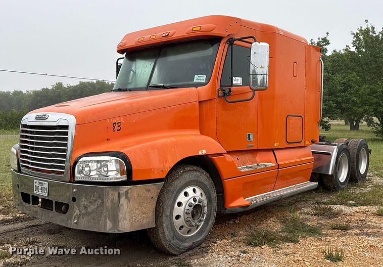 Image of Freightliner Century Class Primary image
