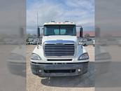 Thumbnail image Freightliner Columbia 112 7