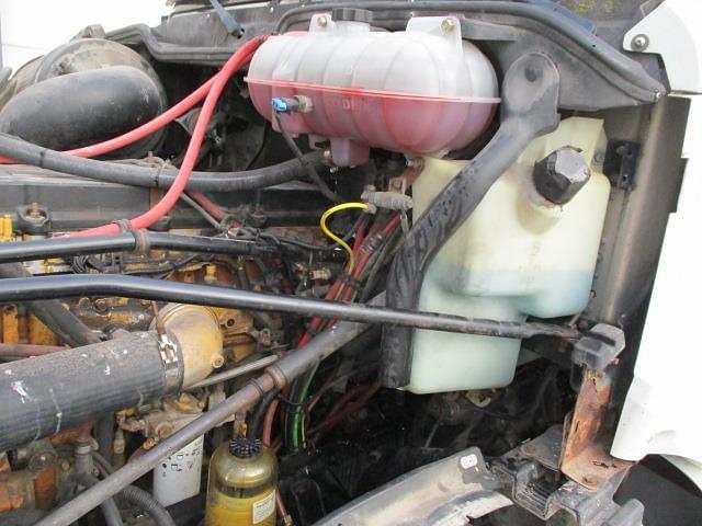 Main image Freightliner Columbia 120 76