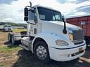 2005 Freightliner Columbia Image
