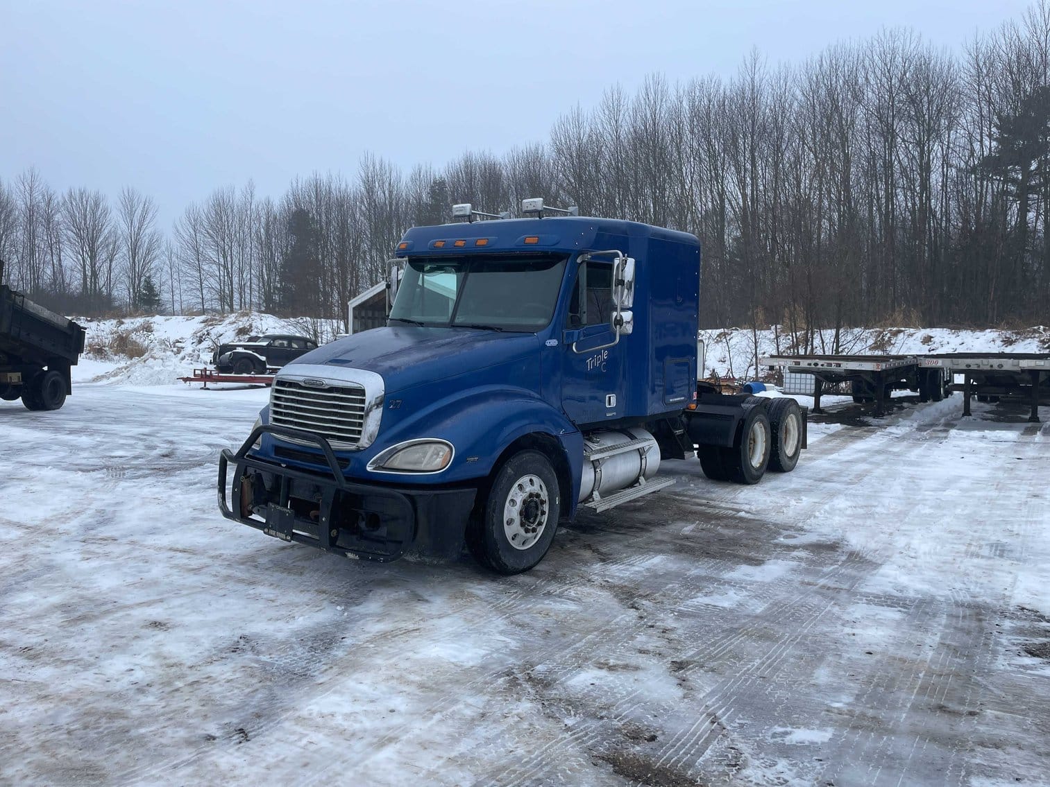 2005 Freightliner Columbia Equipment Image0
