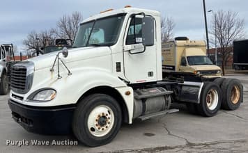 Main image Freightliner Columbia