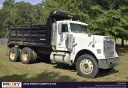 2005 Freightliner FLD120 Image