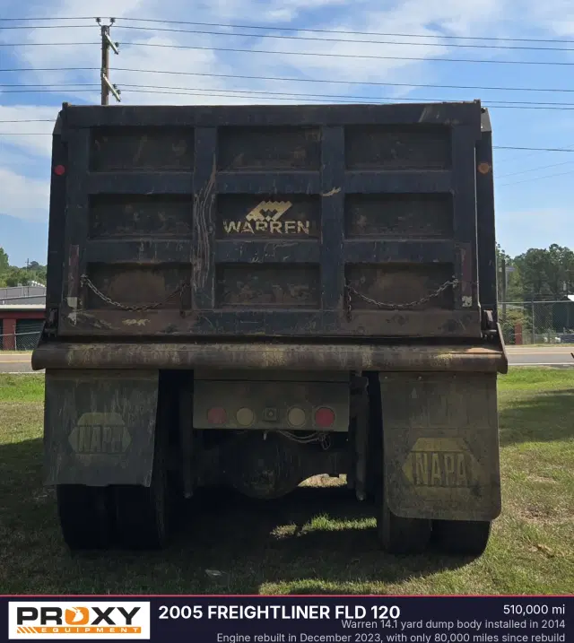 Image of Freightliner FLD120 equipment image 3