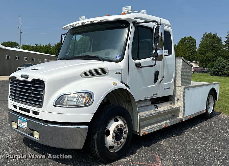 Image of Freightliner M2 Primary image