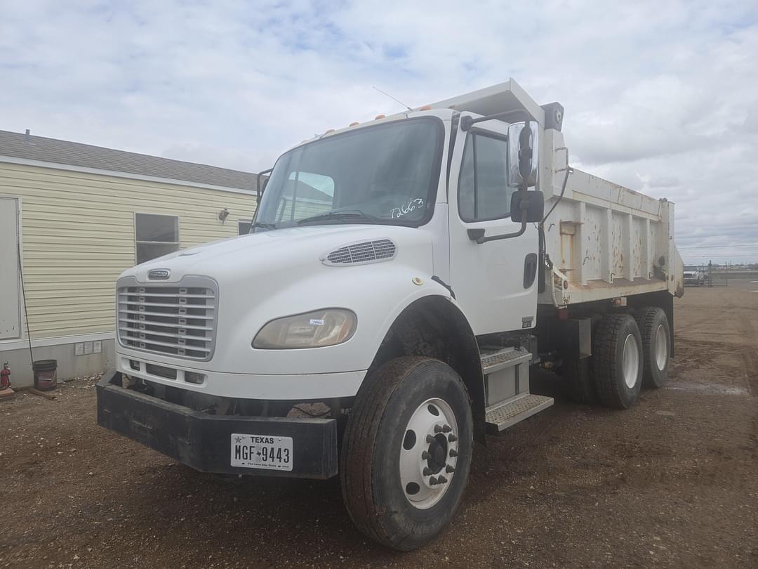 Image of Freightliner M2 Primary image