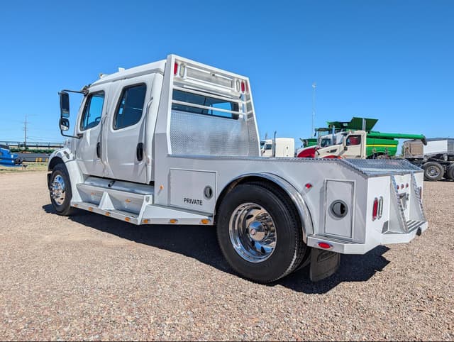 Image of Freightliner Undetermined equipment image 3